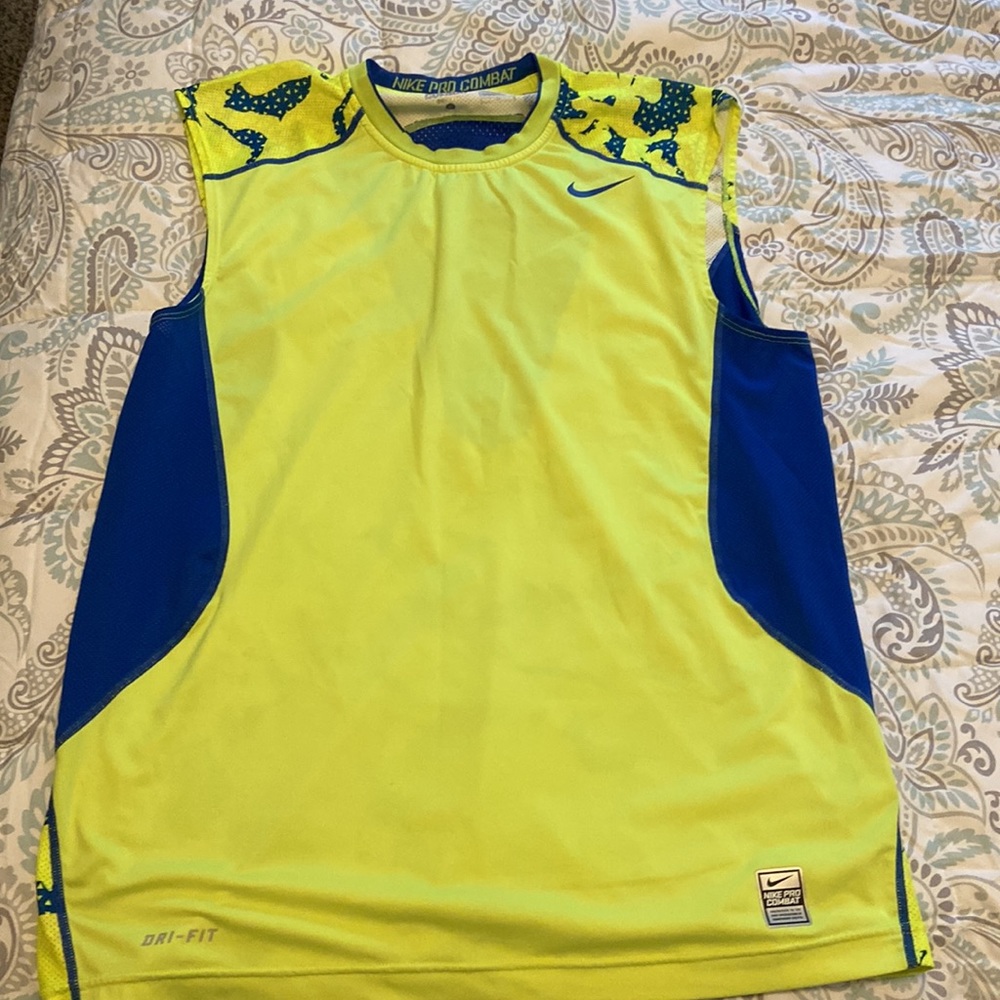 BUNDLE 5 Mens Nike & Under Armour shirts - Picture 2 of 13